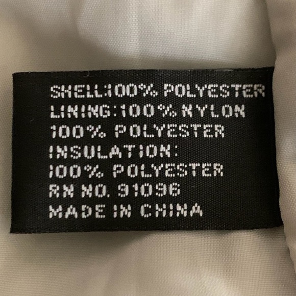 Cute Insulated Vest Size by “Precision Mountainwear”    Size L    NWT - Picture 13 of 13